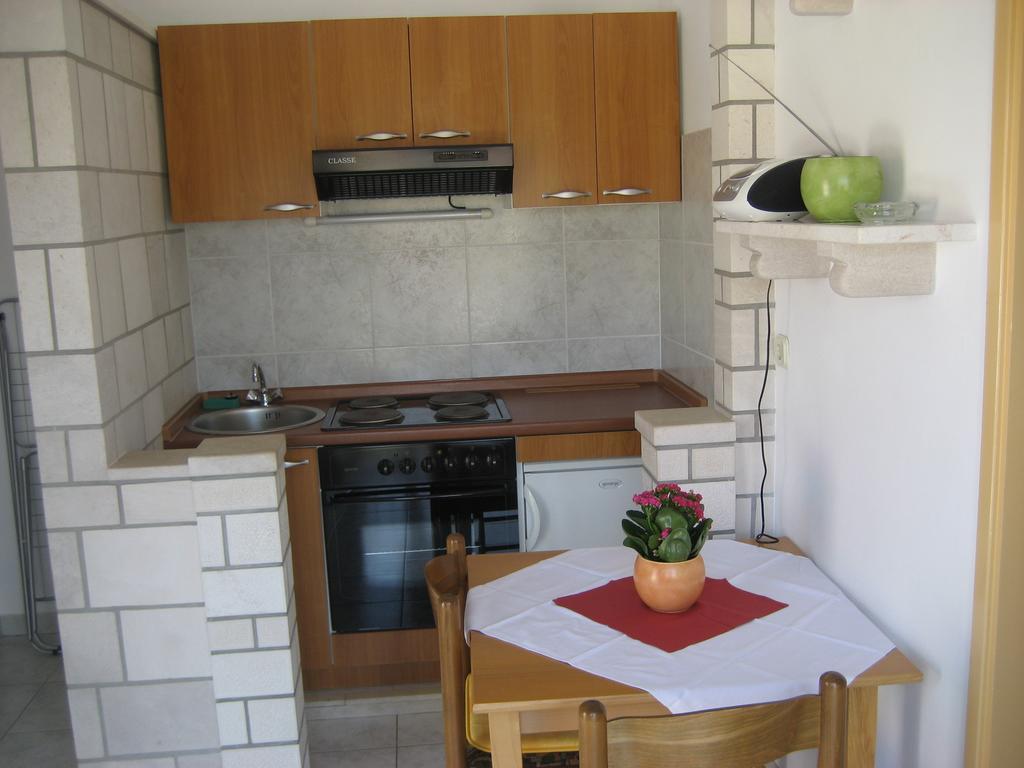 Apartments Katica Lumbarda Cameră foto